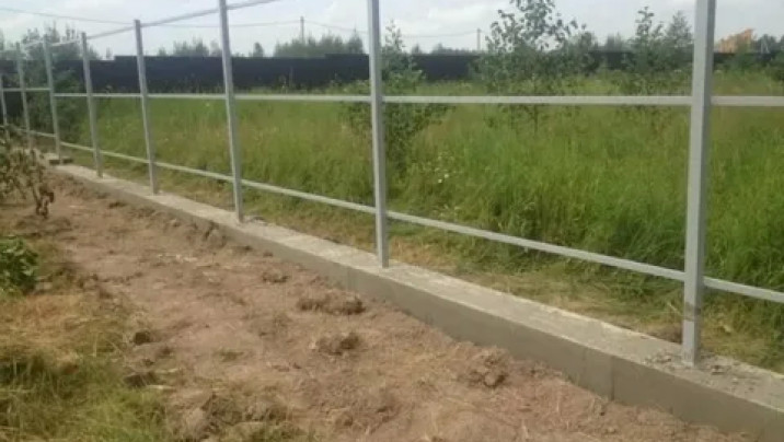 Фундамент под забор
